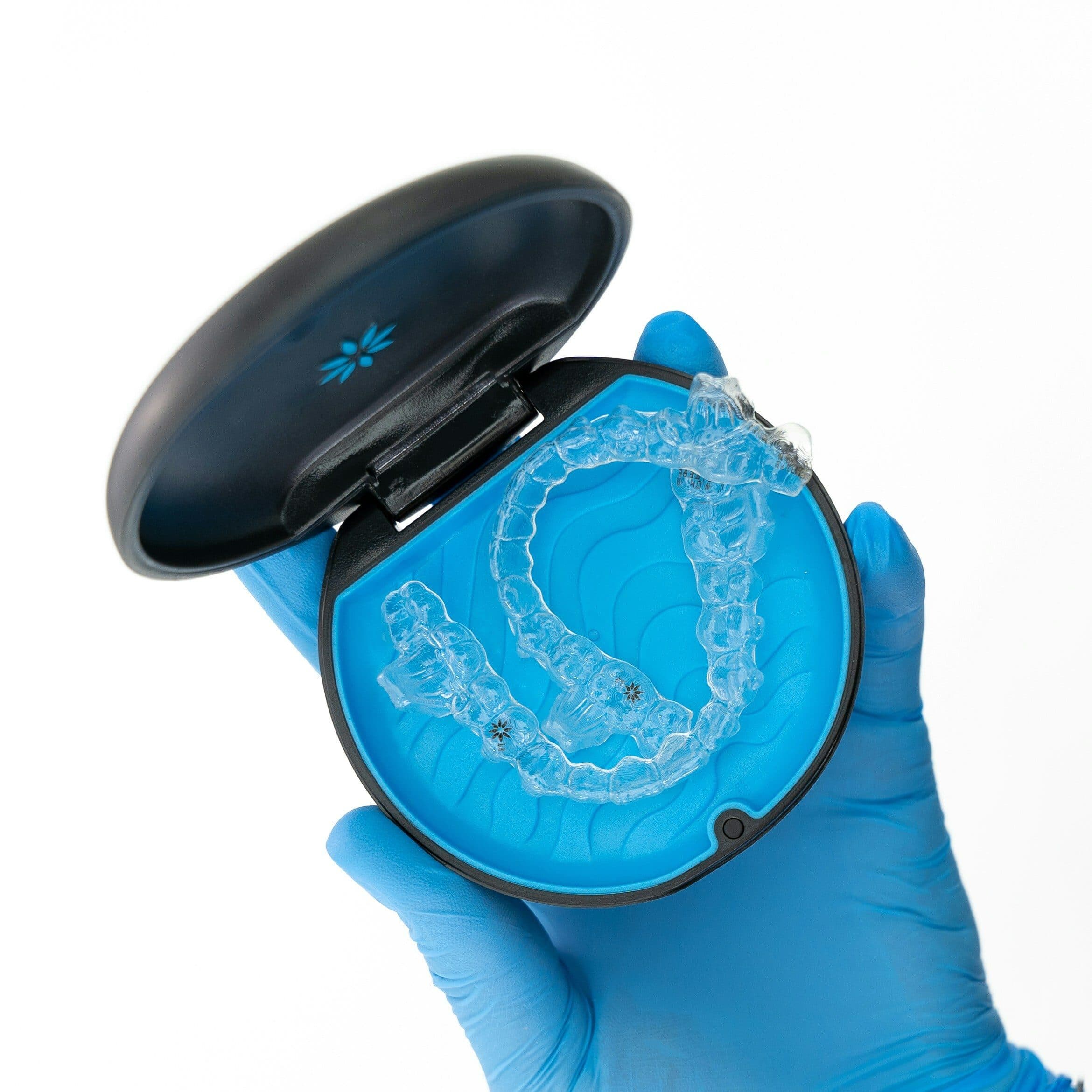 7 Simple Tips to Help You Maintain Your Invisalign Clear Aligners